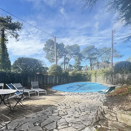Maison Renovee Avec Piscine Aux Abatilles, - Fr-1-474-274 *