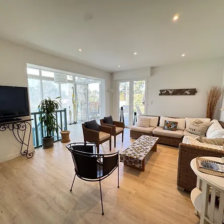 Maison Renovee Avec Piscine Aux Abatilles, - Fr-1-474-274 Villa